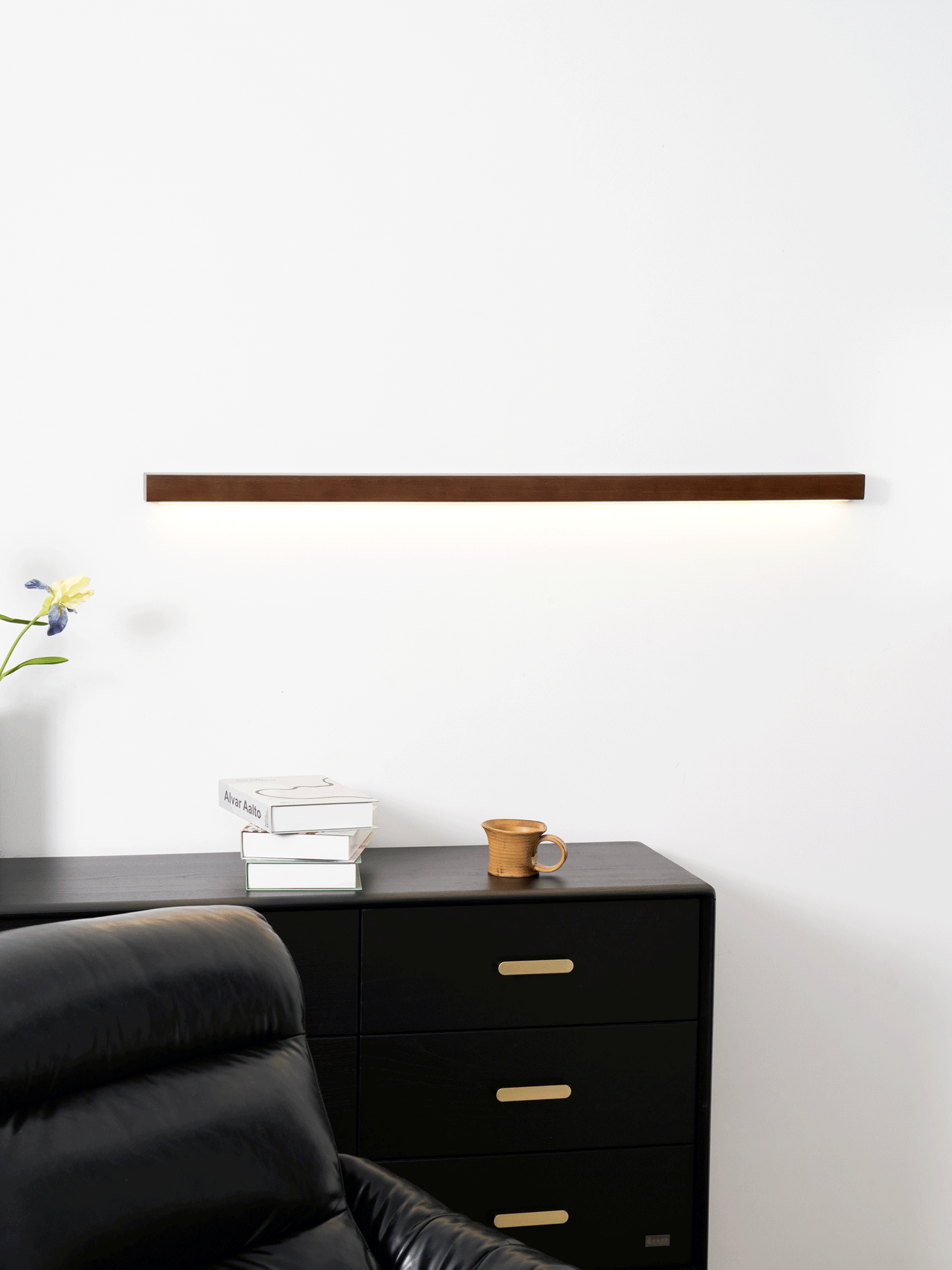 Lustra Applique Murale Linéaire Bois et LED Design Minimaliste