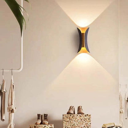 Noxel Applique Murale Simple Noir/Blanc/Or. Cour